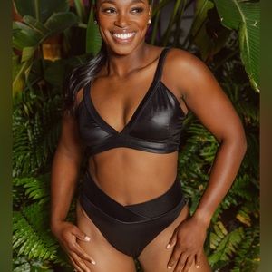 Kitty & Vibe High Hip Crossover Bottom XL1